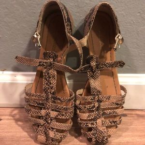 Snakeskin flat sandals